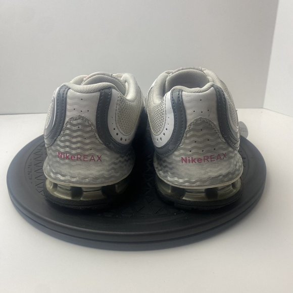 Nike Reax Run 5 Womens Size 9 407987-116 White Metallic Silver Running Shoes - Picture 4 of 8